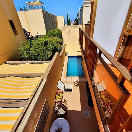 Comet Guest house *